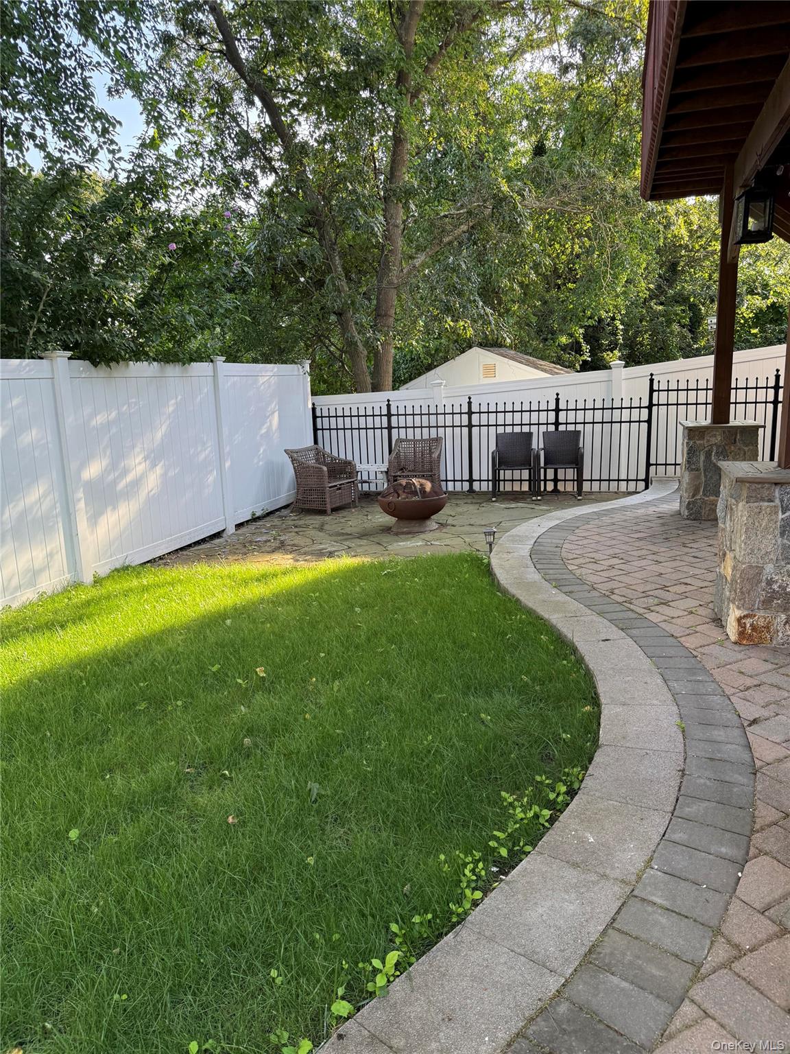 #14 photo, 30 Willow Road, Rocky Point , NY 11778