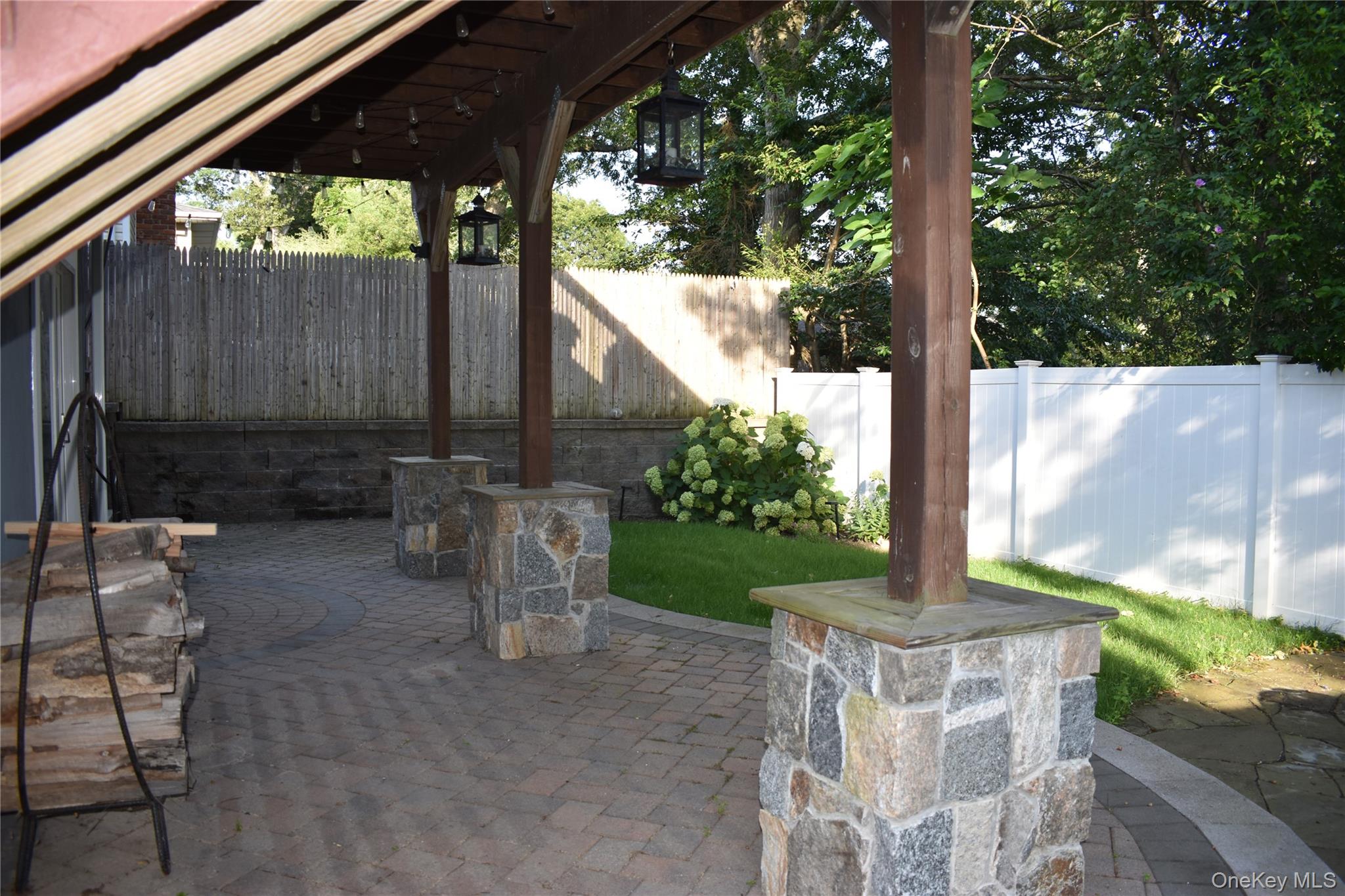 #15 photo, 30 Willow Road, Rocky Point , NY 11778