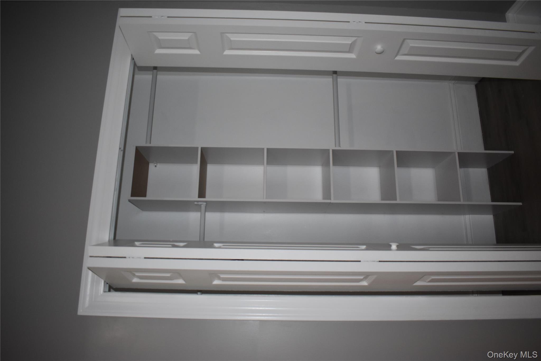 #7 photo, 30 Willow Road, Rocky Point , NY 11778