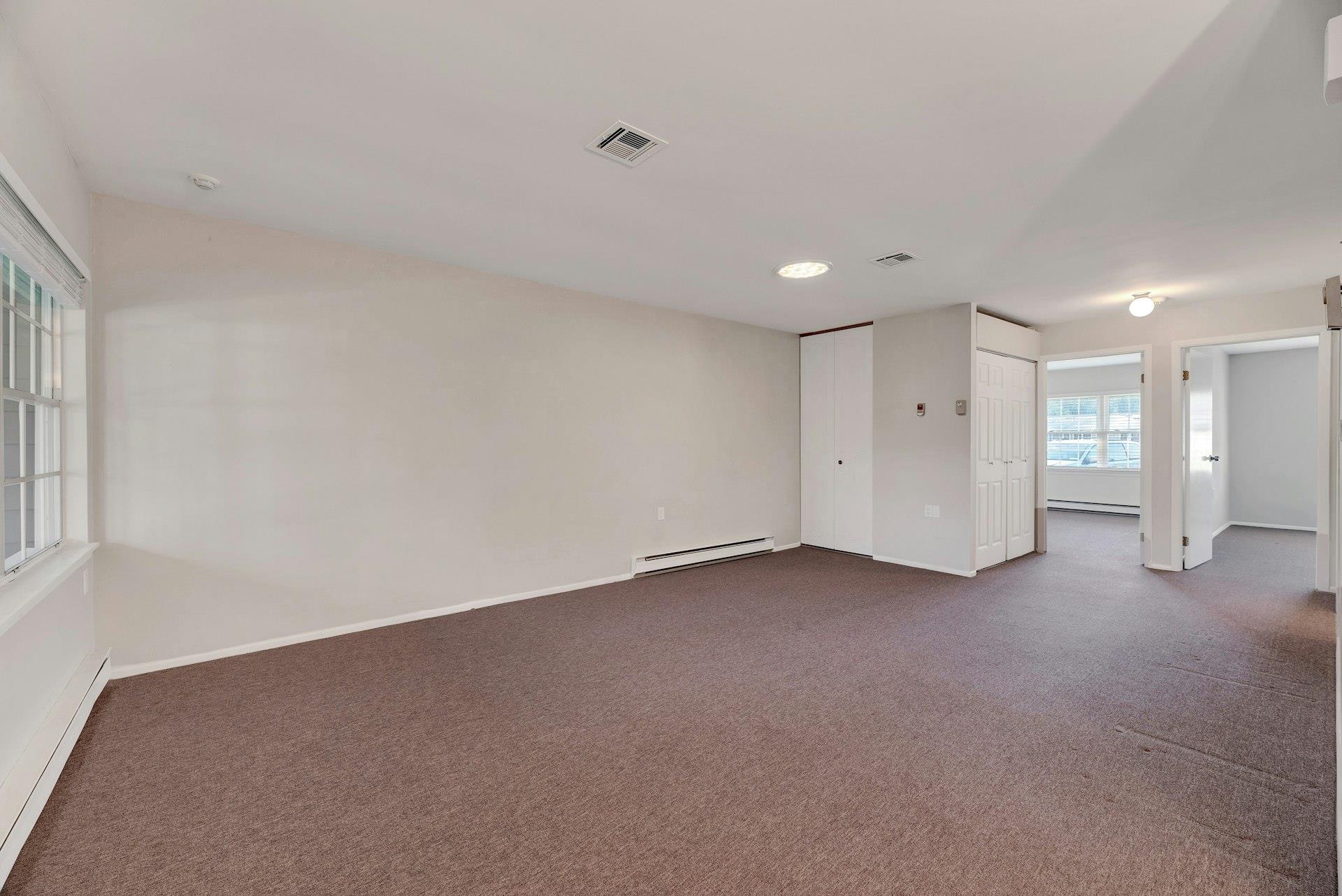 #7 photo, 164 Falmouth Court, 東長島 Ridge , NY 11961