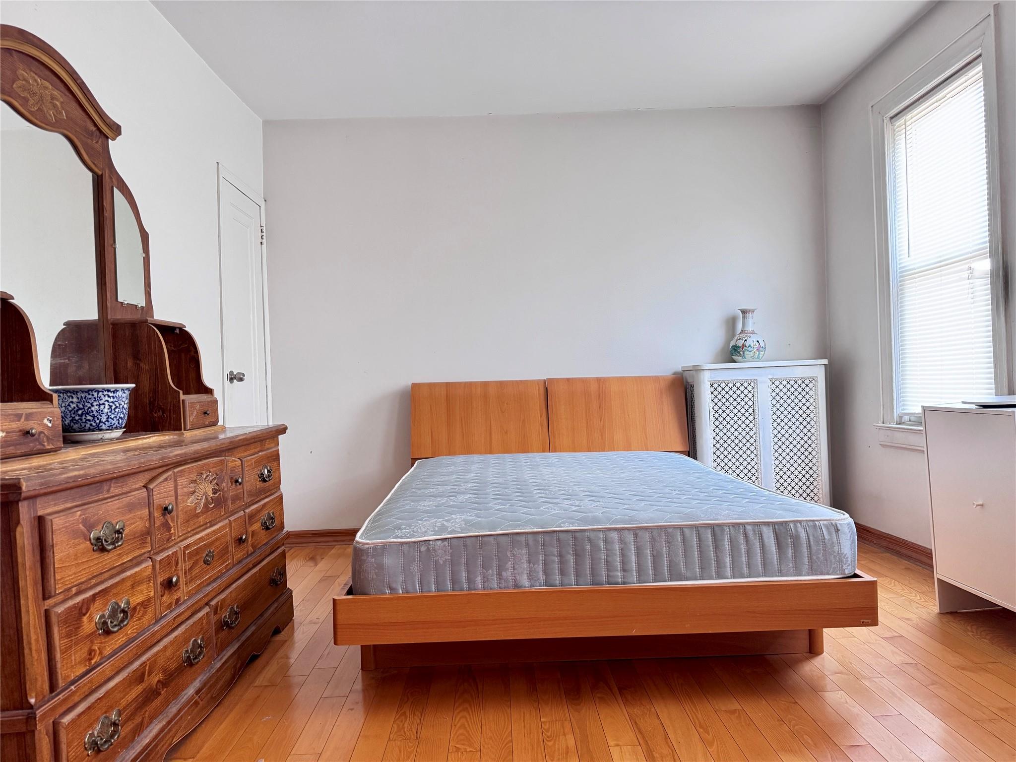 #8 photo, 2016 E. 28th Street, Brooklyn , NY 11229