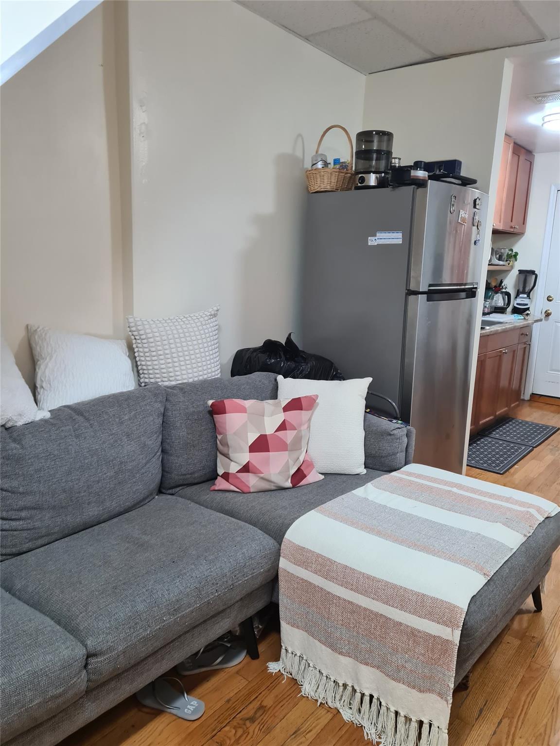 #10 photo, 32-18 88 Street, 皇后區 艾姆赫斯特 East Elmhurst , NY 11369