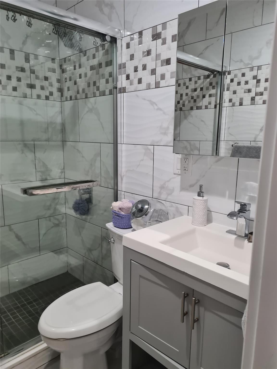 #19 photo, 32-18 88 Street, 皇后區 艾姆赫斯特 East Elmhurst , NY 11369