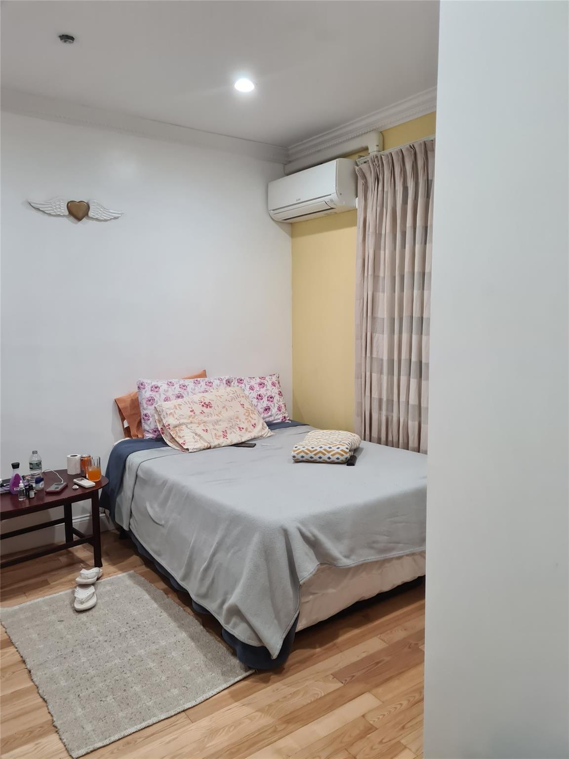 #3 photo, 32-18 88 Street, 皇后區 艾姆赫斯特 East Elmhurst , NY 11369