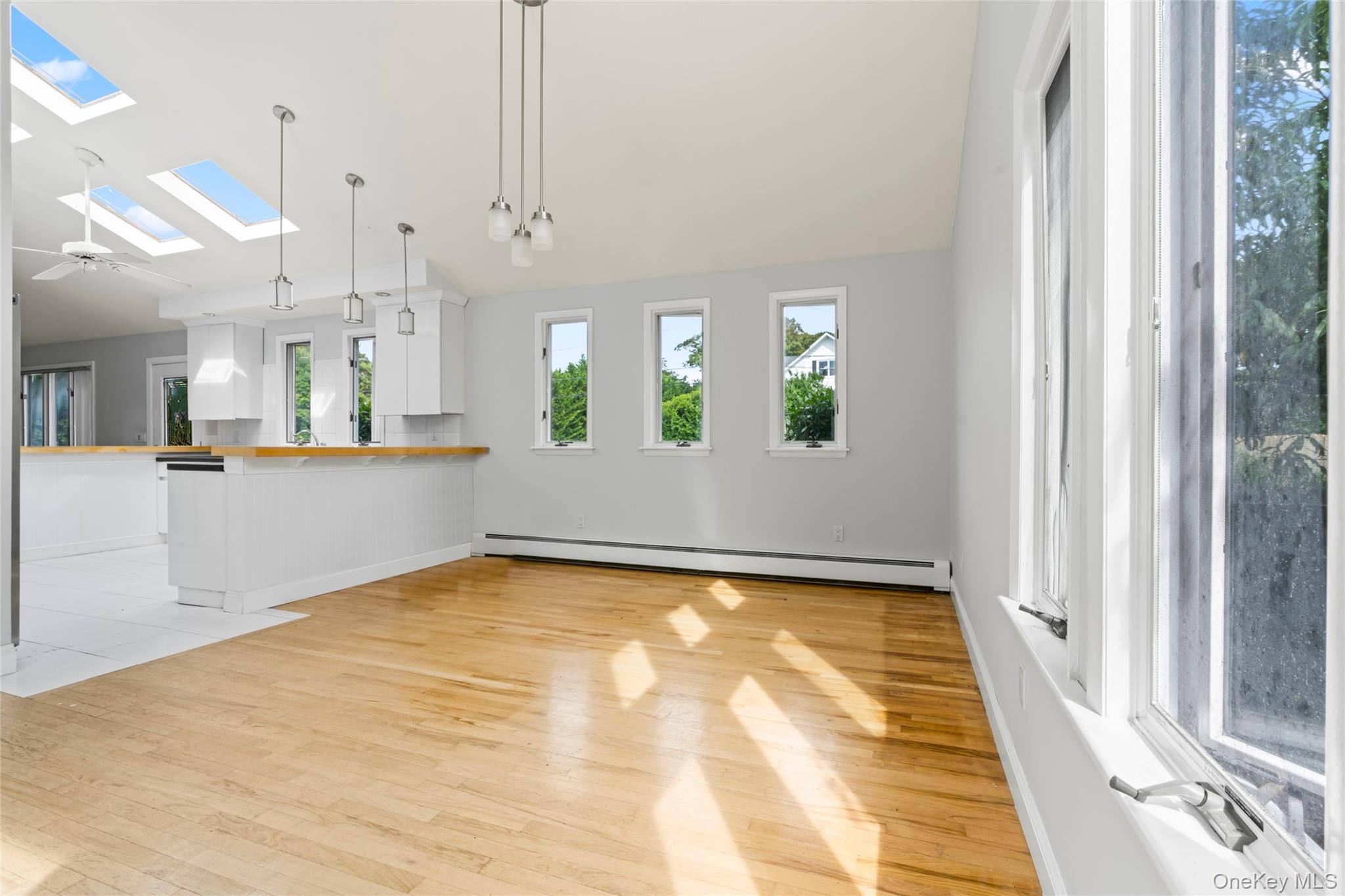 #10 photo, 324 Durkee Lane, サフォーク郡 East Patchogue , NY 11772