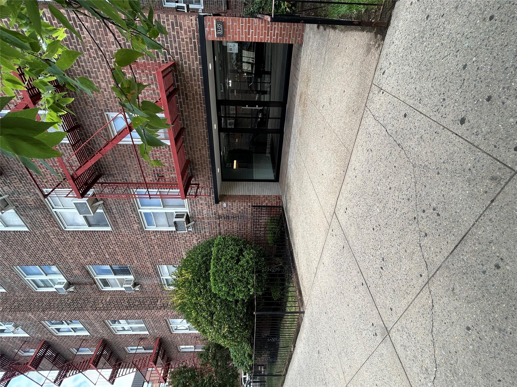 #1 photo, 33-05 90 Street, Jackson Heights , NY 11372