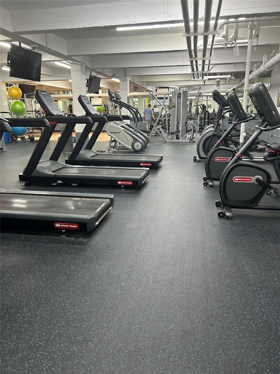 #12 photo, 33-05 90 Street, Jackson Heights , NY 11372