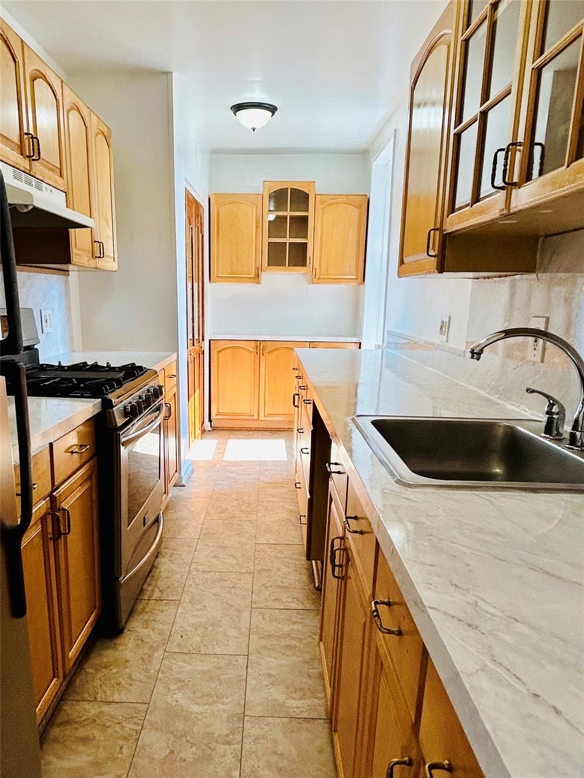 #6 photo, 33-05 90 Street, Jackson Heights , NY 11372