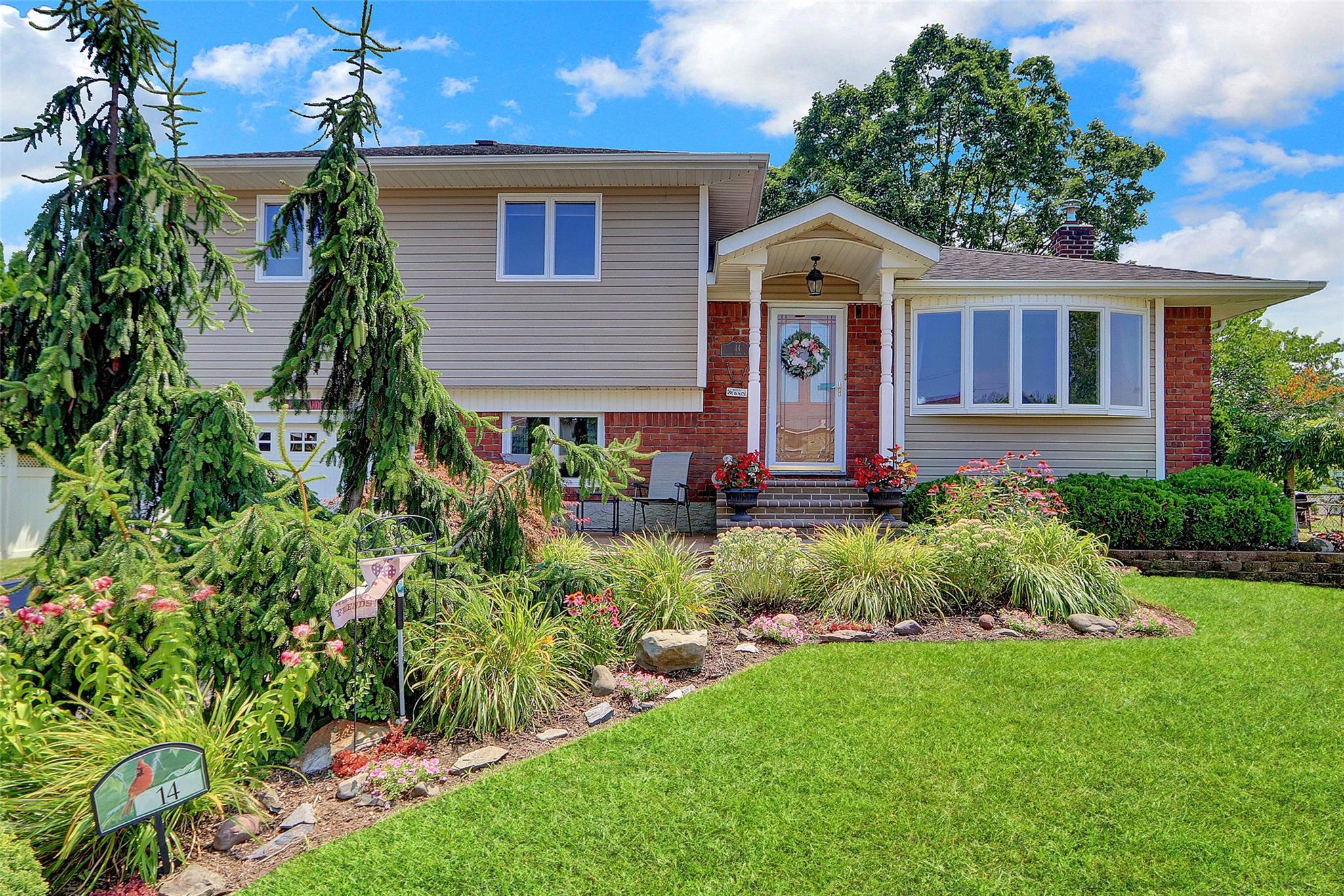 #1 photo, 14 Cheryl Lane, 长岛 Farmingdale , NY 11735