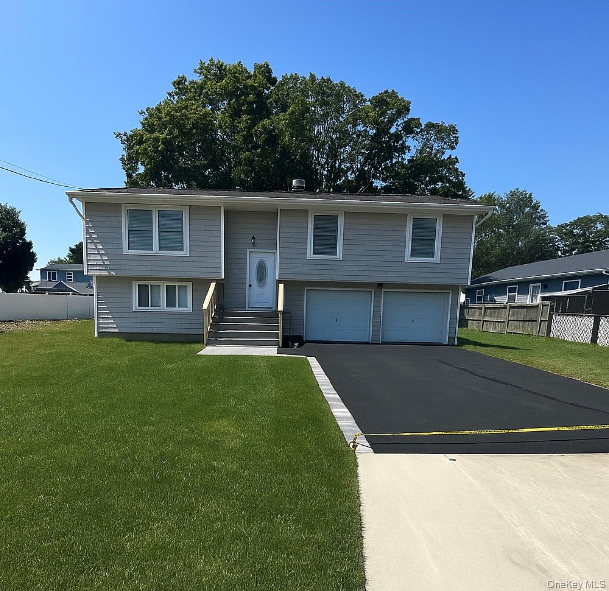 #1 photo, 46 Andrews Avenue, 東長島 Wyandanch , NY 11798