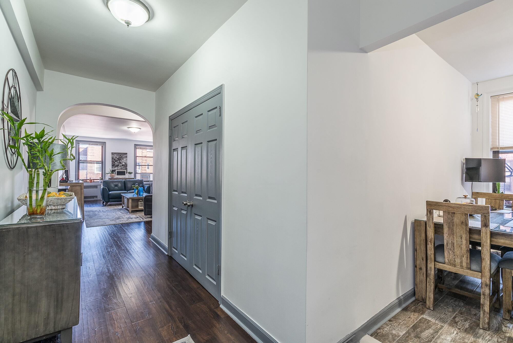 #4 photo, 83-80 118th Street, クイーンズ区 Kew Gardens , NY 11415