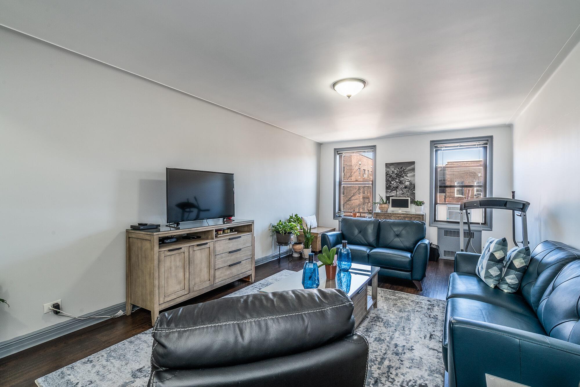 #7 photo, 83-80 118th Street, クイーンズ区 Kew Gardens , NY 11415