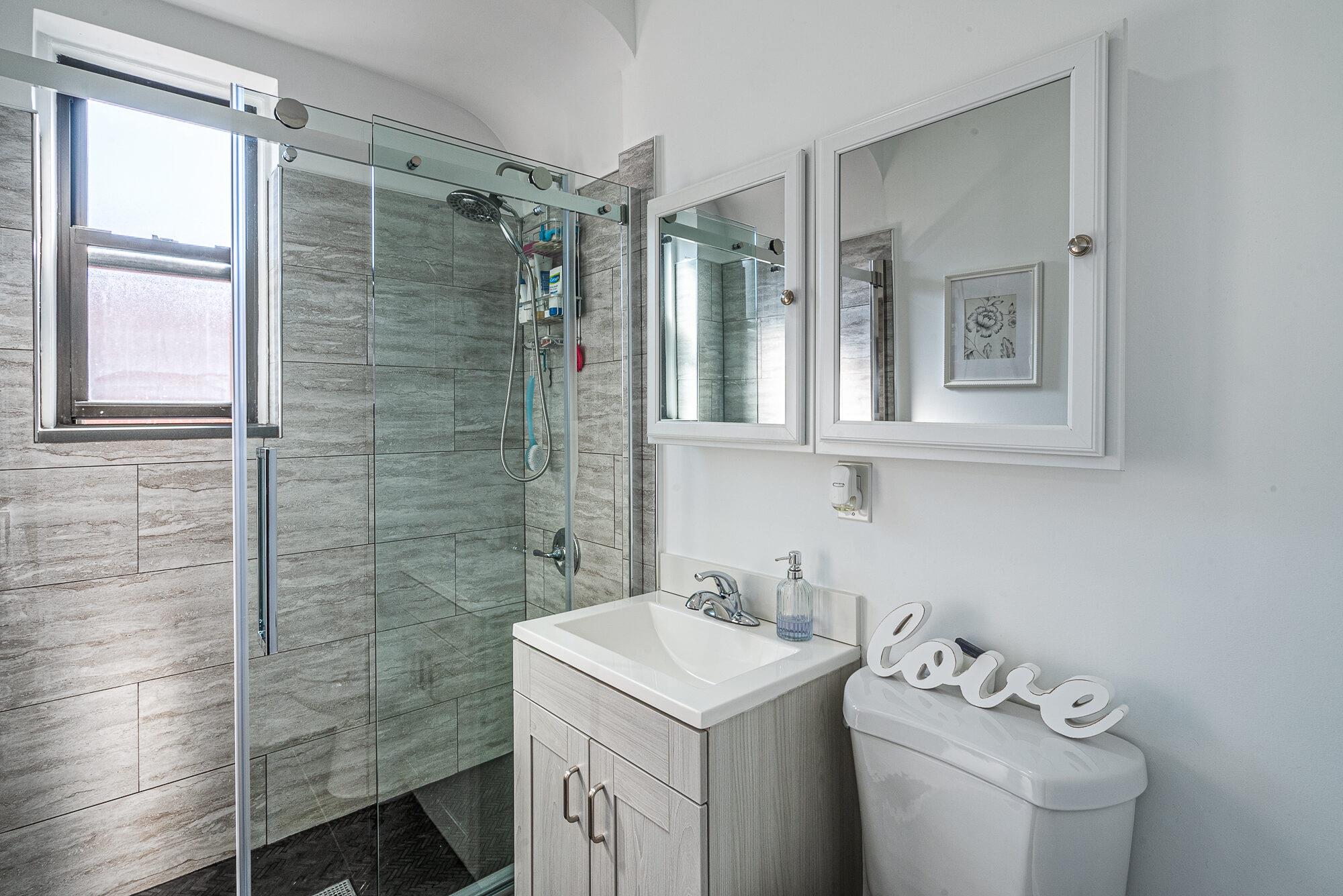 #9 photo, 83-80 118th Street, クイーンズ区 Kew Gardens , NY 11415