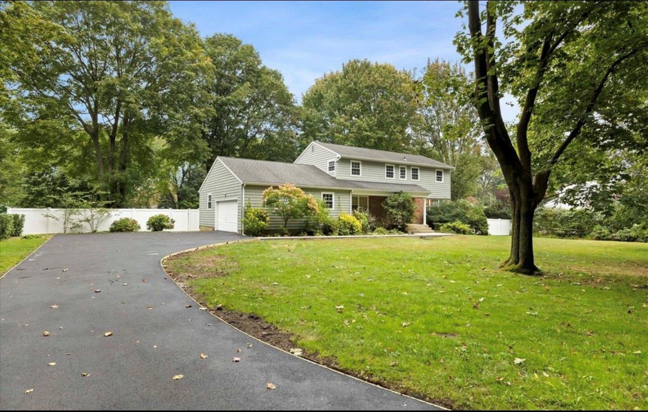 #1 photo, 240 Plainview Road, Woodbury , NY 11797