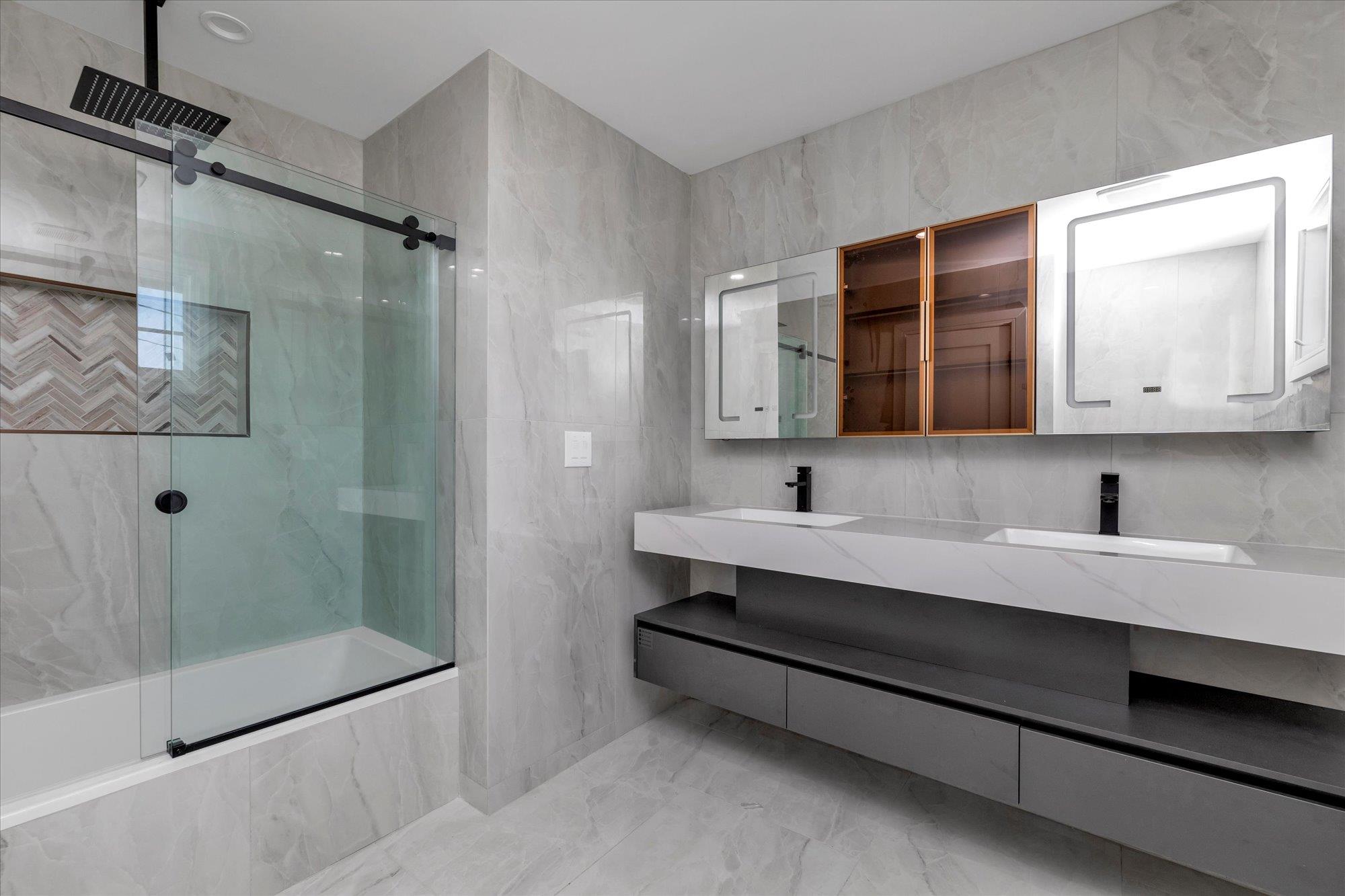 #14 photo, 439 Bayview Avenue, ナッソー郡 Cedarhurst , NY 11516