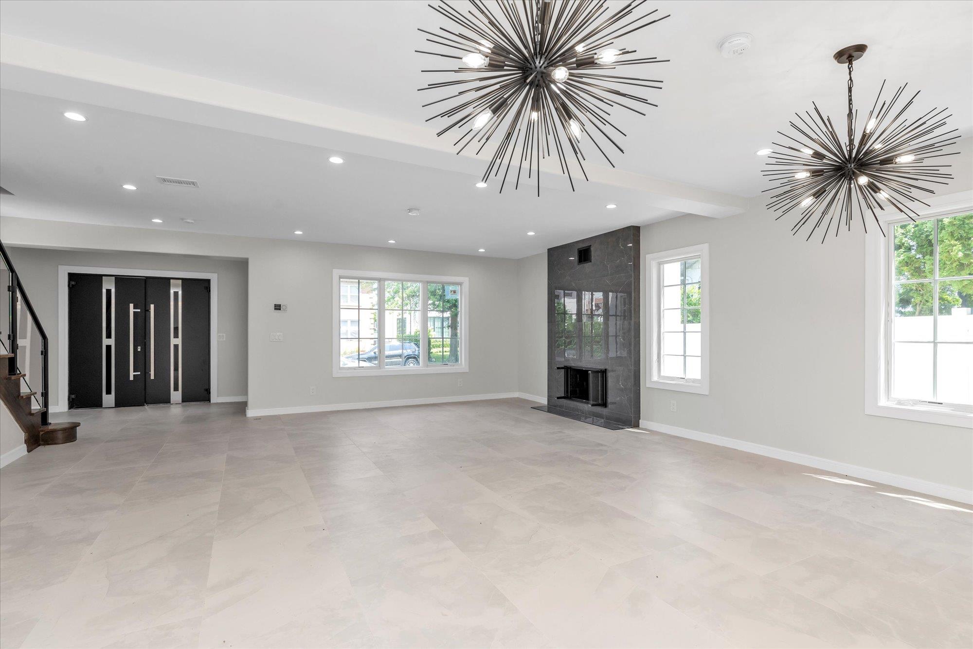 #3 photo, 439 Bayview Avenue, ナッソー郡 Cedarhurst , NY 11516