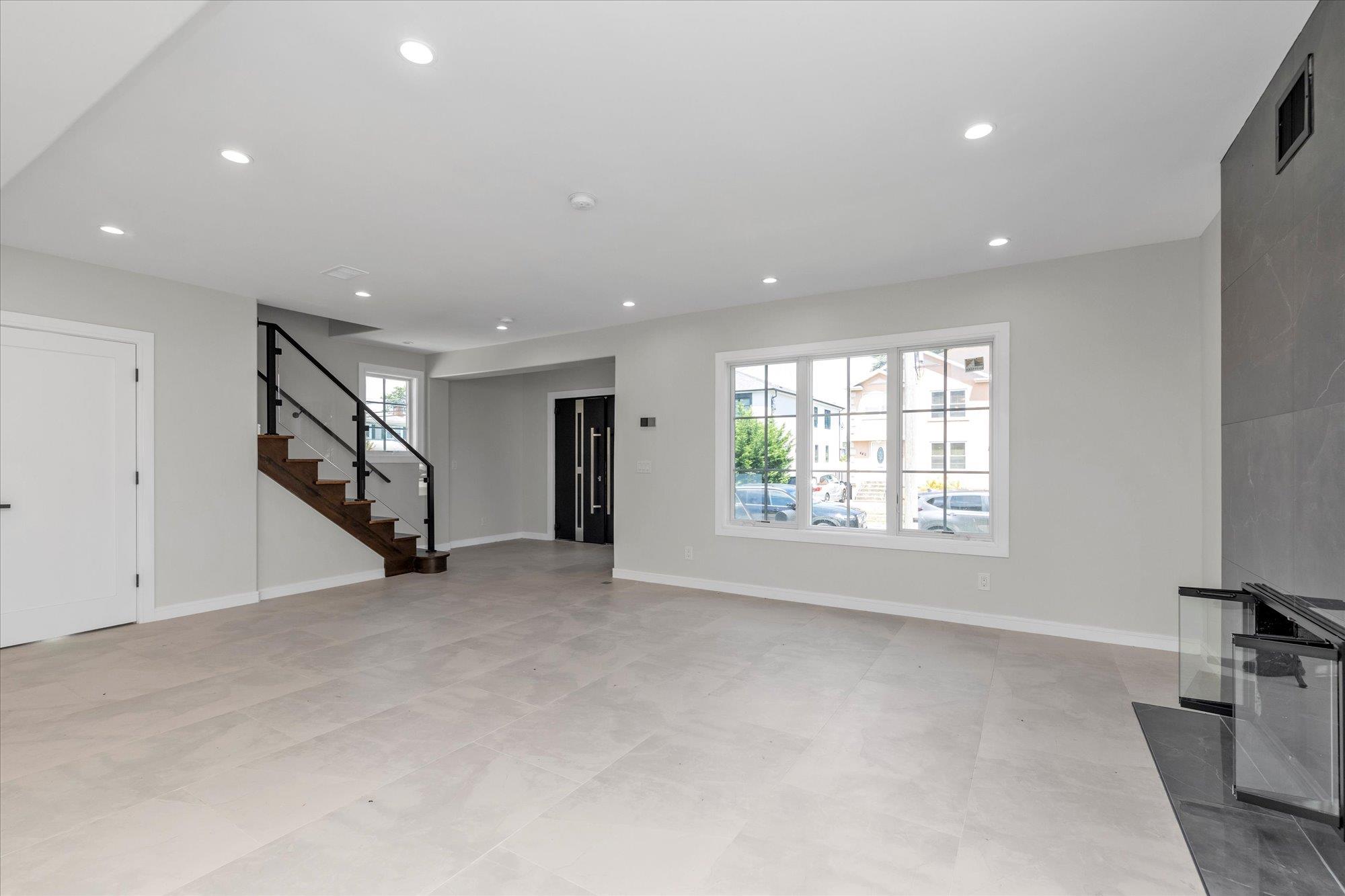 #4 photo, 439 Bayview Avenue, ナッソー郡 Cedarhurst , NY 11516