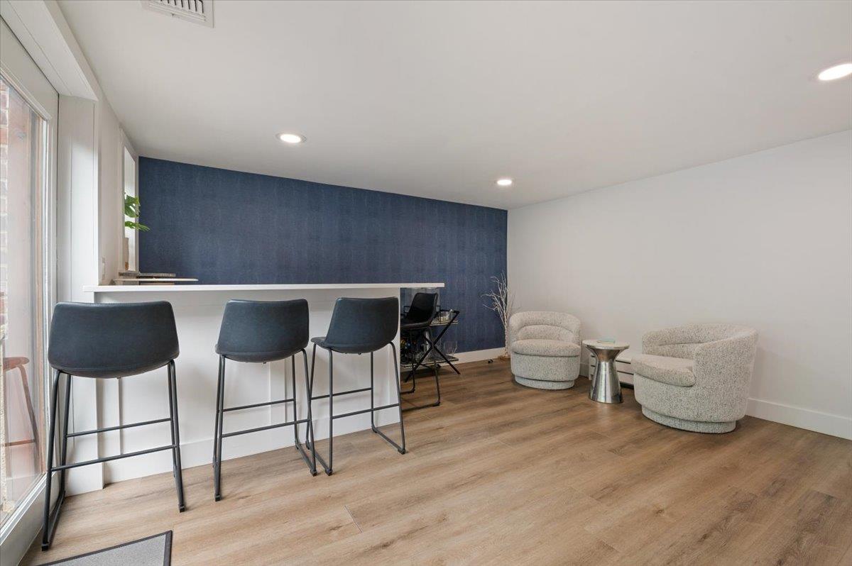 #18 photo, 47 Winthrop Road, 長島 Plainview , NY 11803