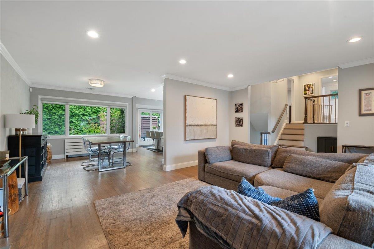 #8 photo, 47 Winthrop Road, 長島 Plainview , NY 11803