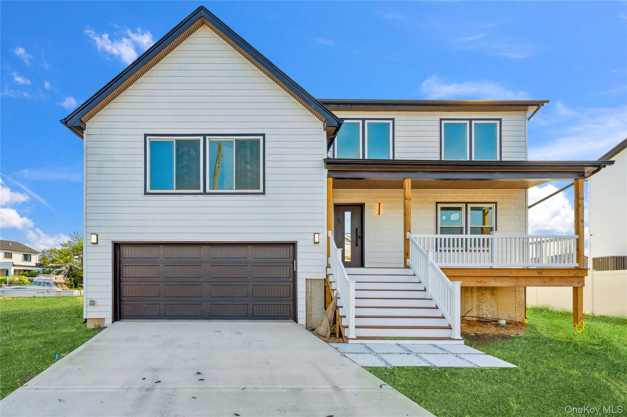 #1 photo, 771 S 9th Street, 東長島 Lindenhurst , NY 11757