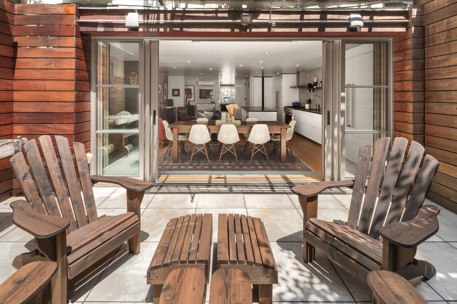 #11 photo, 310 E 51ST Street, マンハッタン Turtle Bay , NY 10022