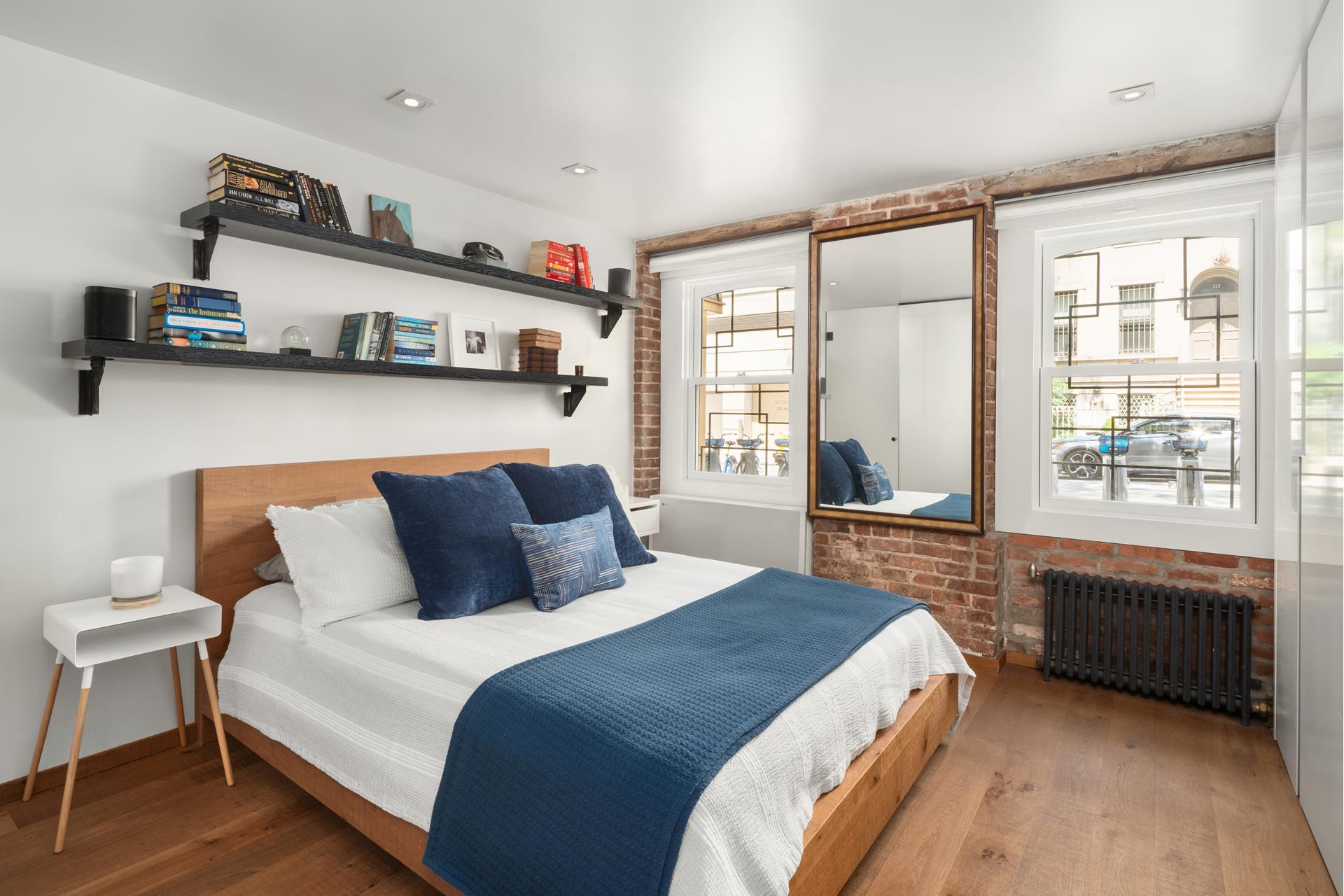 #13 photo, 310 E 51ST Street, マンハッタン Turtle Bay , NY 10022