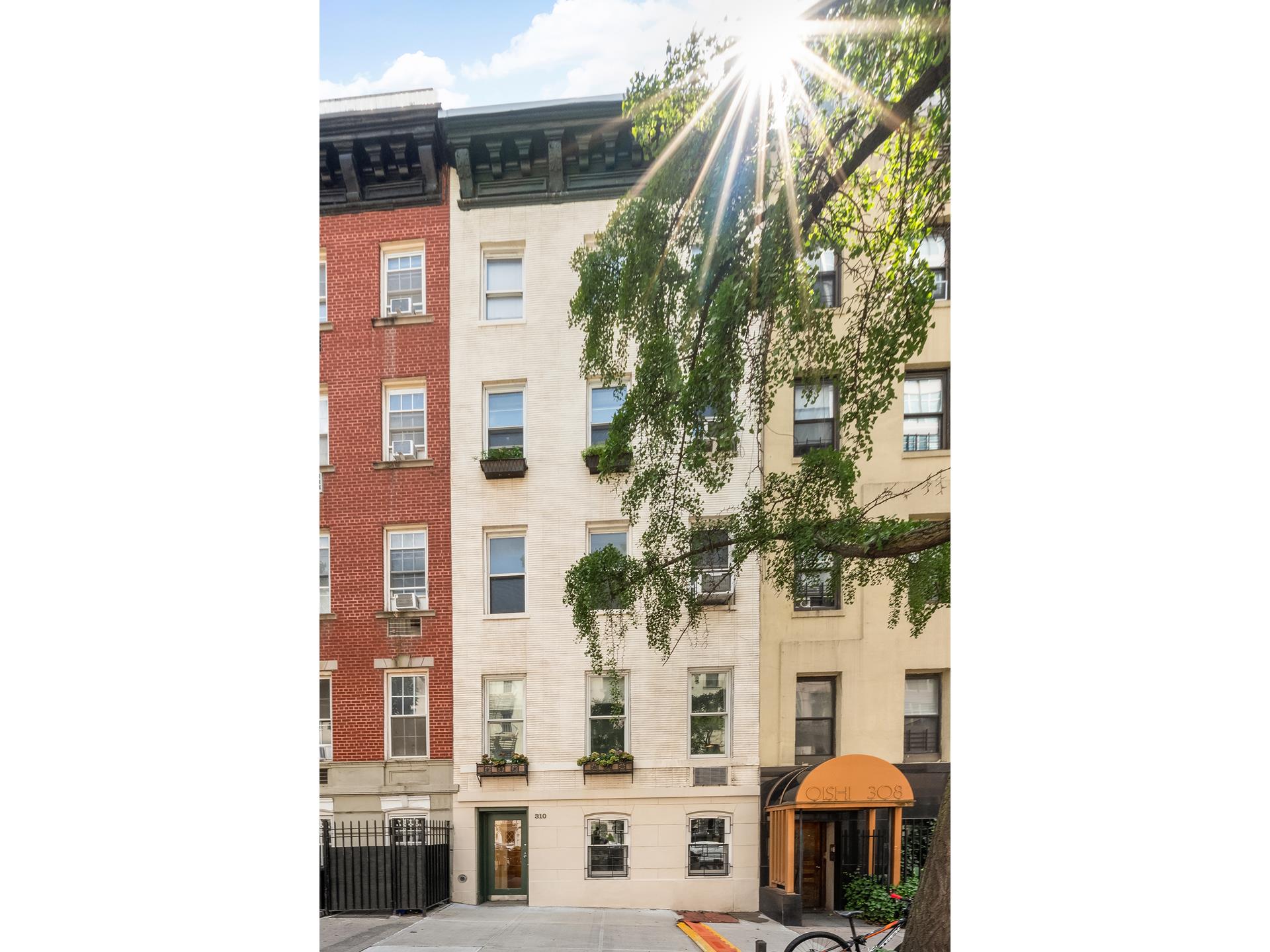 #16 photo, 310 E 51ST Street, マンハッタン Turtle Bay , NY 10022