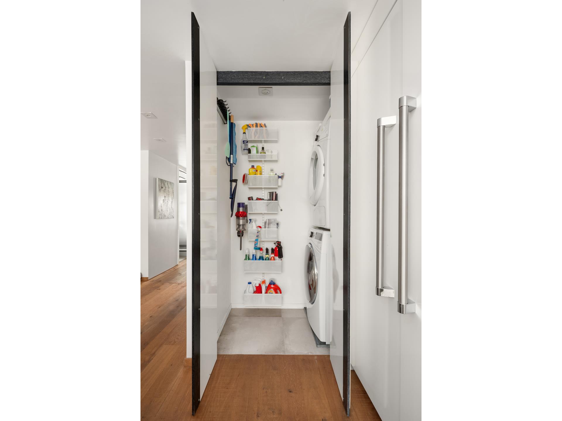 #8 photo, 310 E 51ST Street, マンハッタン Turtle Bay , NY 10022