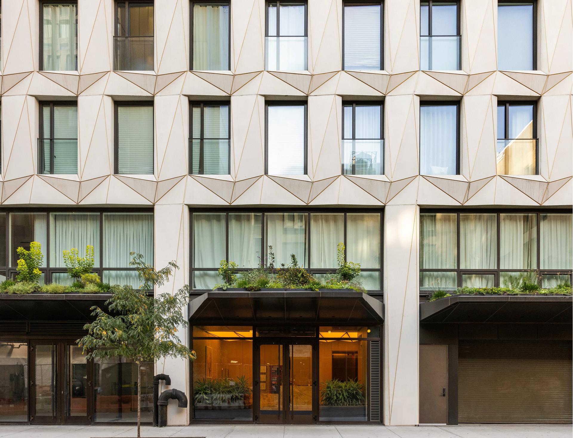 #14 photo, 215 W 28TH Street, マンハッタン Chelsea , NY 10001