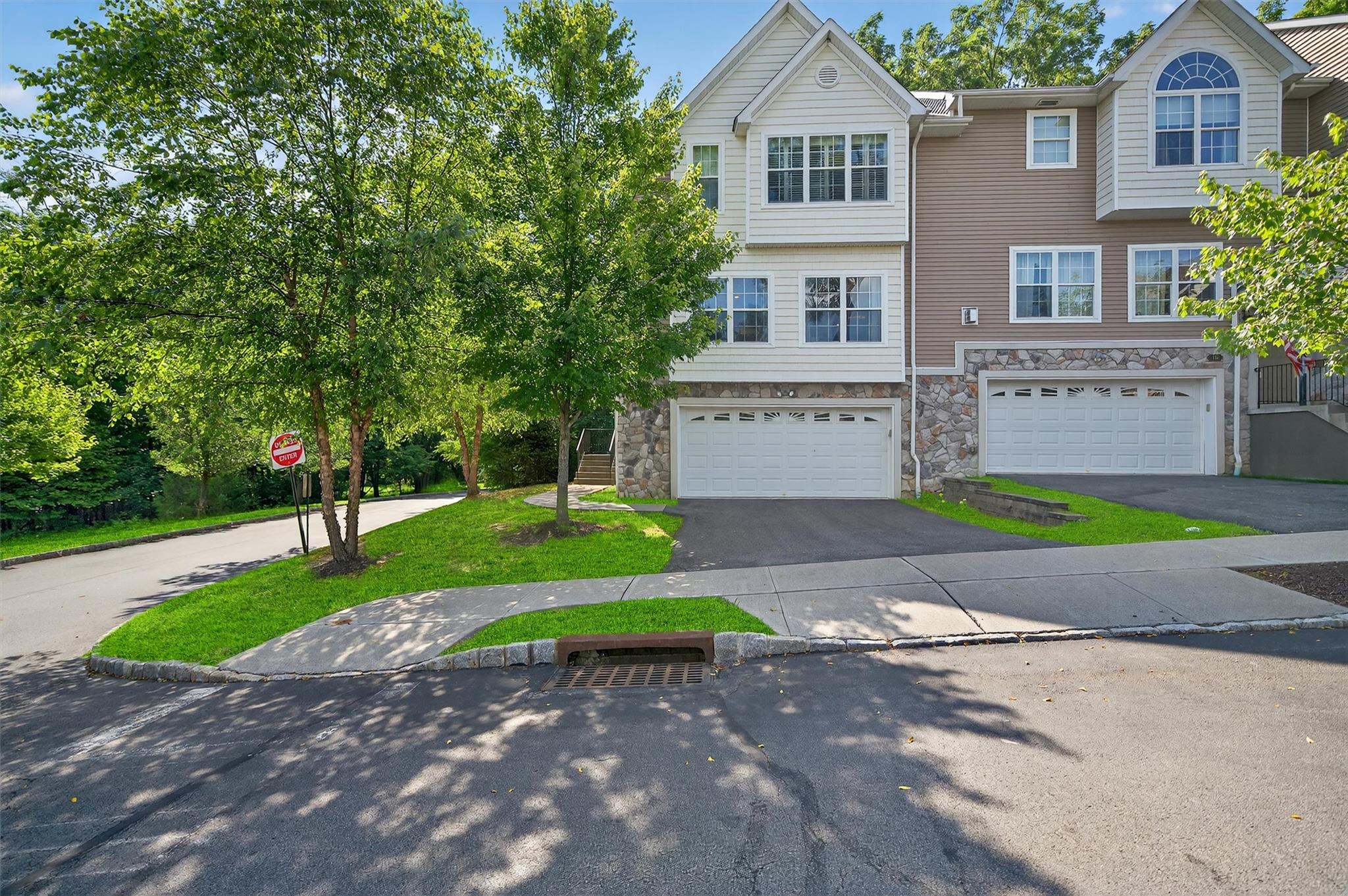 #1 photo, 14 Hidden Creek Boulevard, Monroe , NY 10950