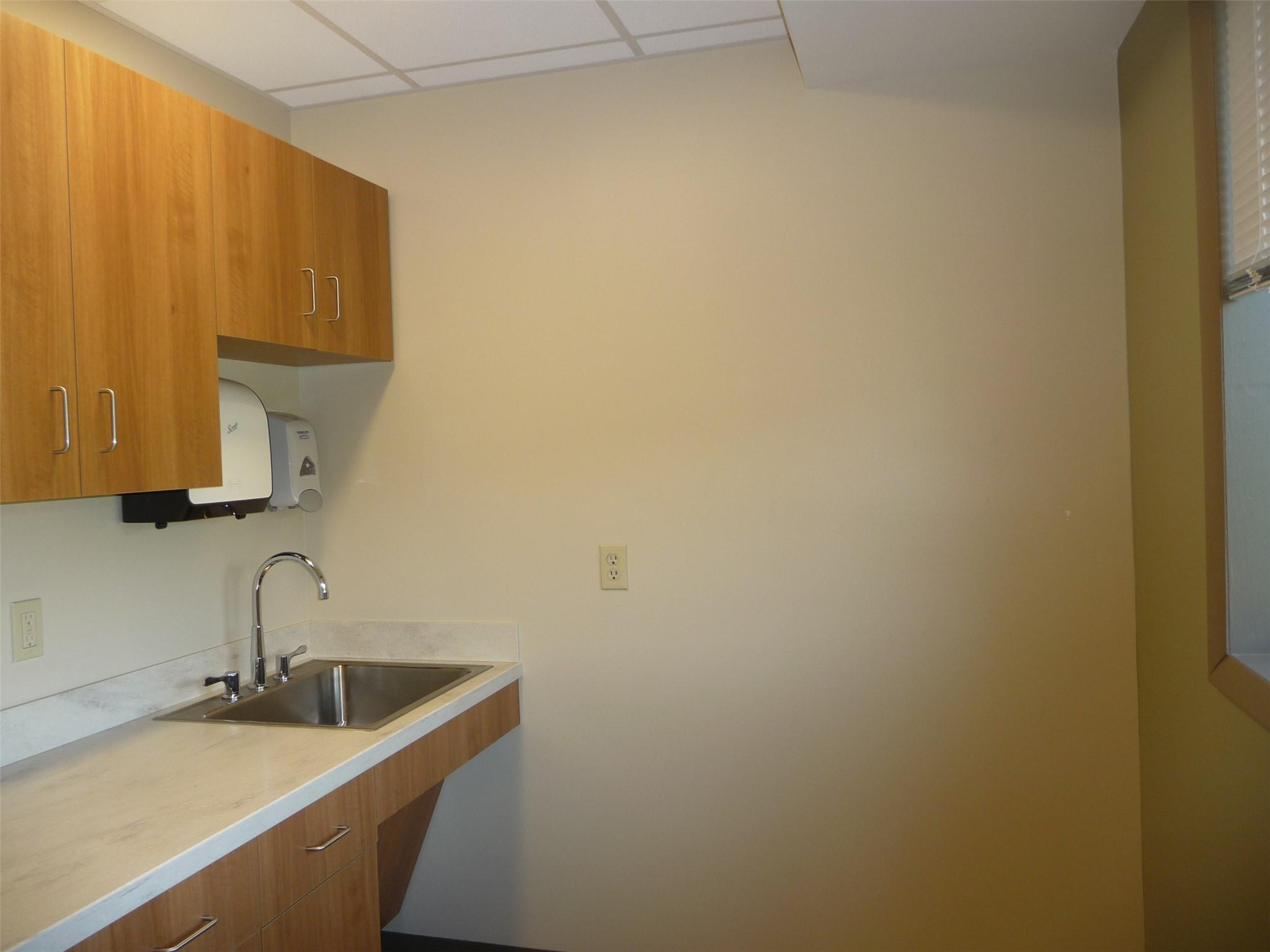 #4 photo, 420 E Main Street, Middletown , NY 10940