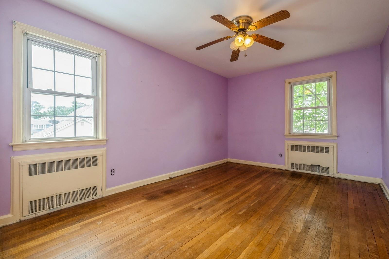 #13 photo, 72 Spruce Street, West Hempstead , NY 11552