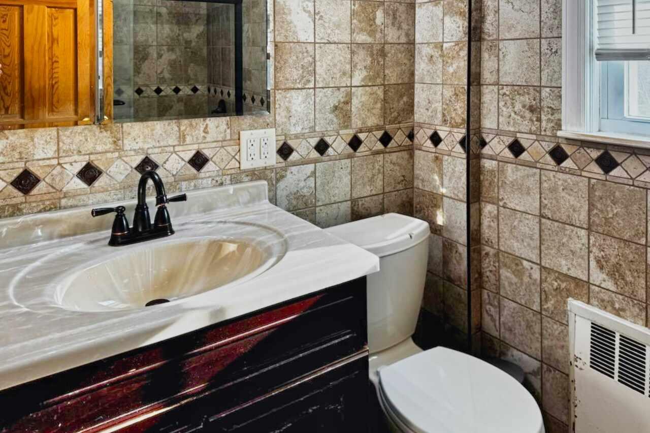 #14 photo, 72 Spruce Street, West Hempstead , NY 11552