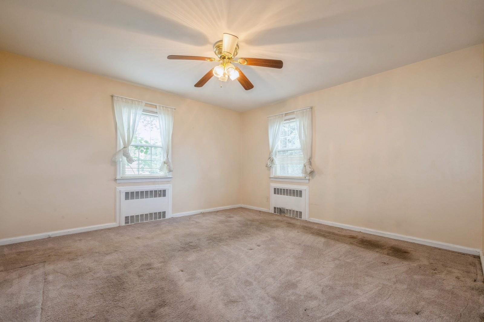 #16 photo, 72 Spruce Street, West Hempstead , NY 11552