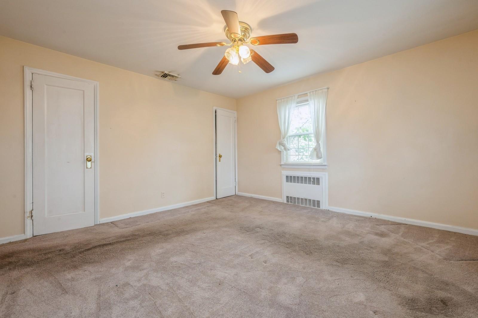 #17 photo, 72 Spruce Street, West Hempstead , NY 11552