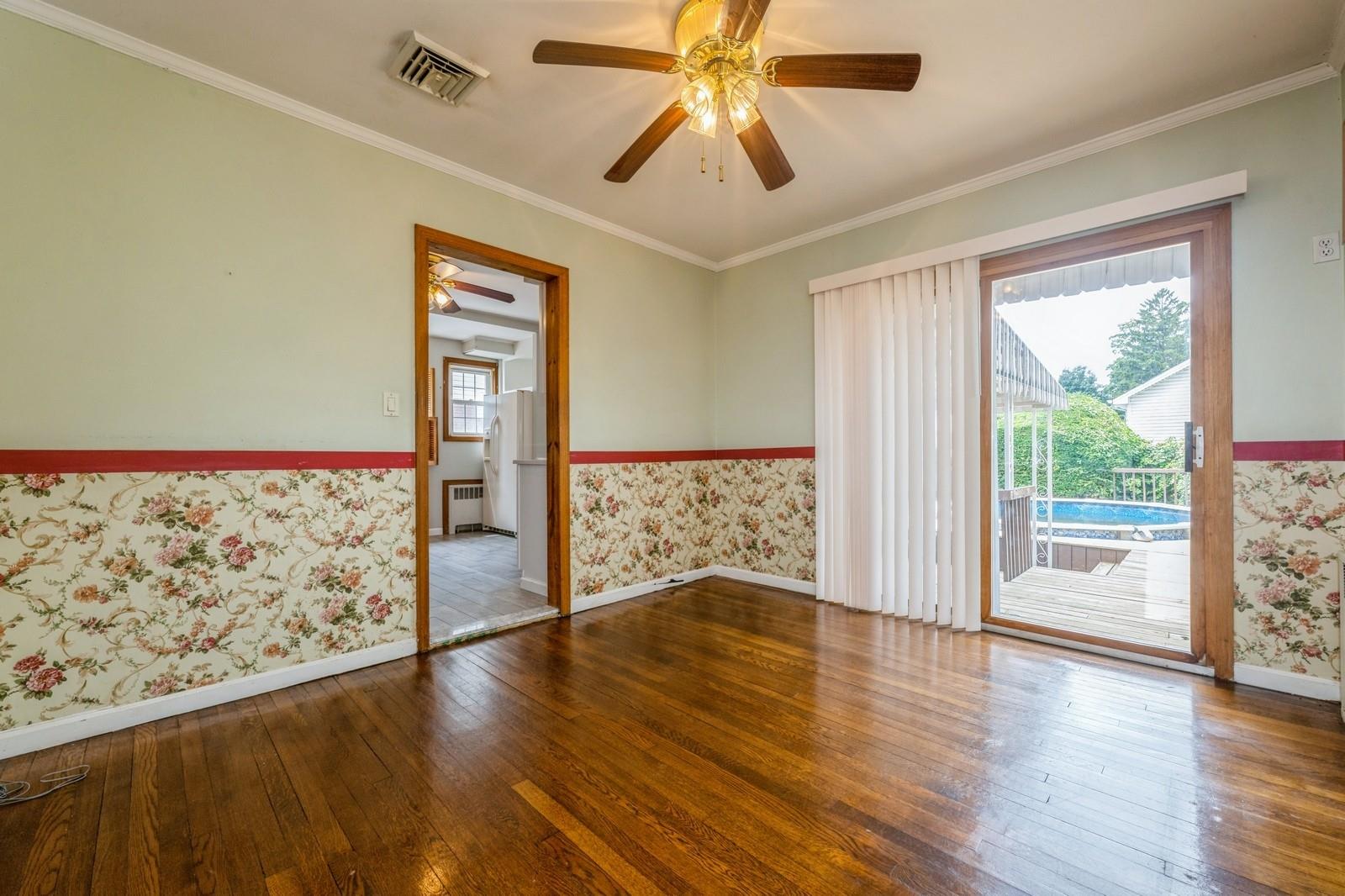 #6 photo, 72 Spruce Street, West Hempstead , NY 11552