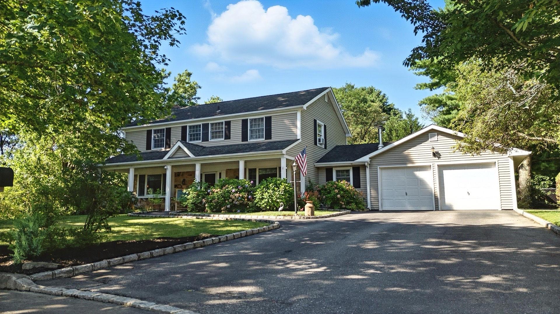 #1 photo, 5 Hilton Court, 東長島 Stony Brook , NY 11790