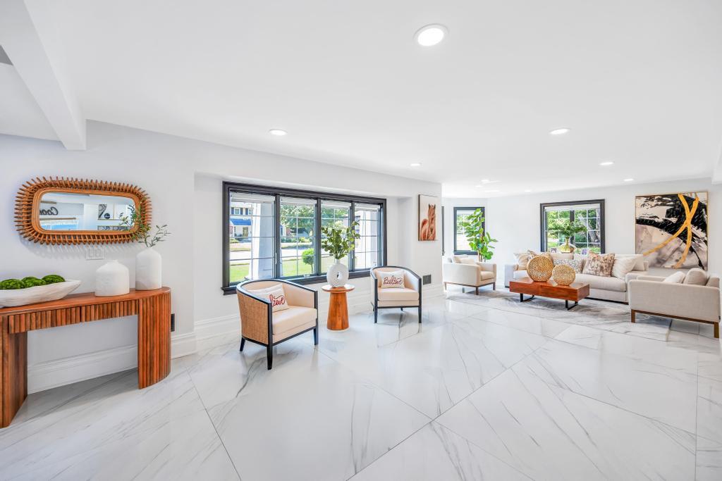 #12 photo, 54 Pine Hill Lane, Dix Hills , NY 11746