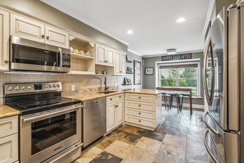 #13 photo, 27 Captains Drive, Islip , NY 11751