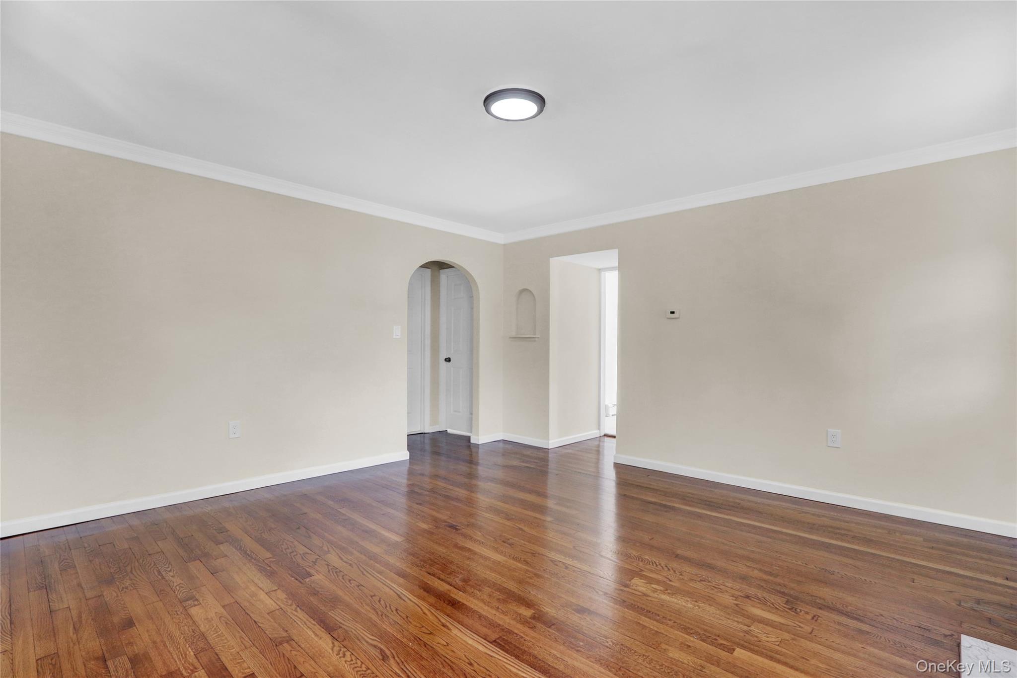 #6 photo, 20 Whitman Avenue, Islip , NY 11751