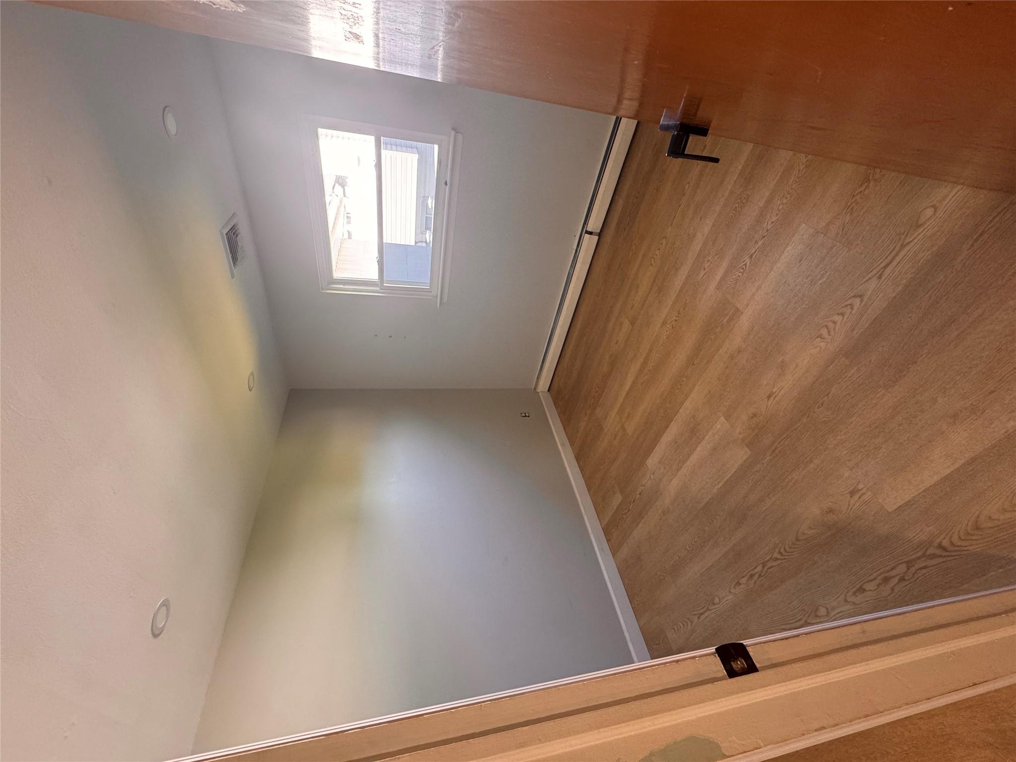 #3 photo, 239 Lake Avenue, سوفولك Deer Park , NY 11729