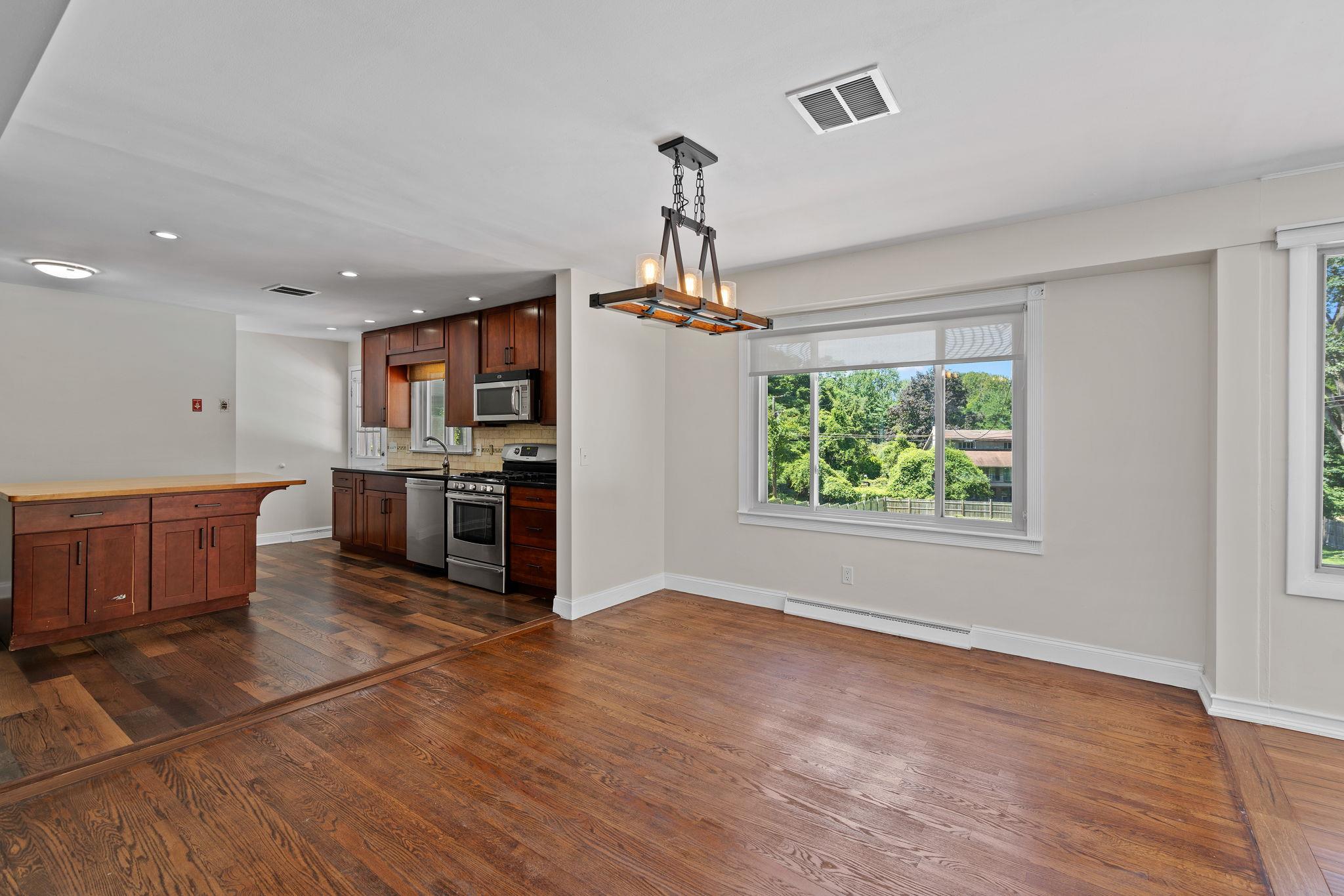 #11 photo, 51 Loockerman Avenue, Poughkeepsie , NY 12601