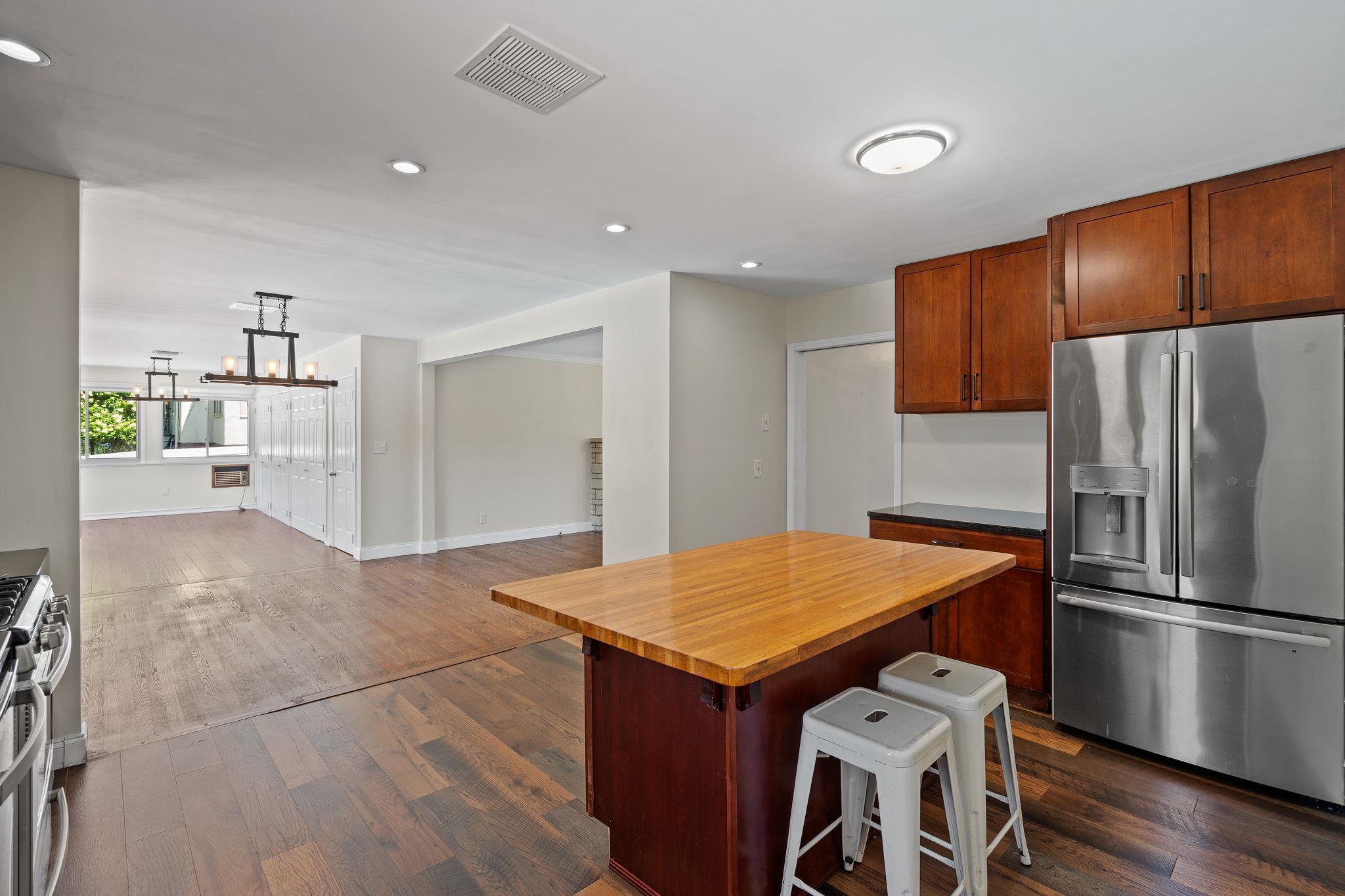 #15 photo, 51 Loockerman Avenue, Poughkeepsie , NY 12601