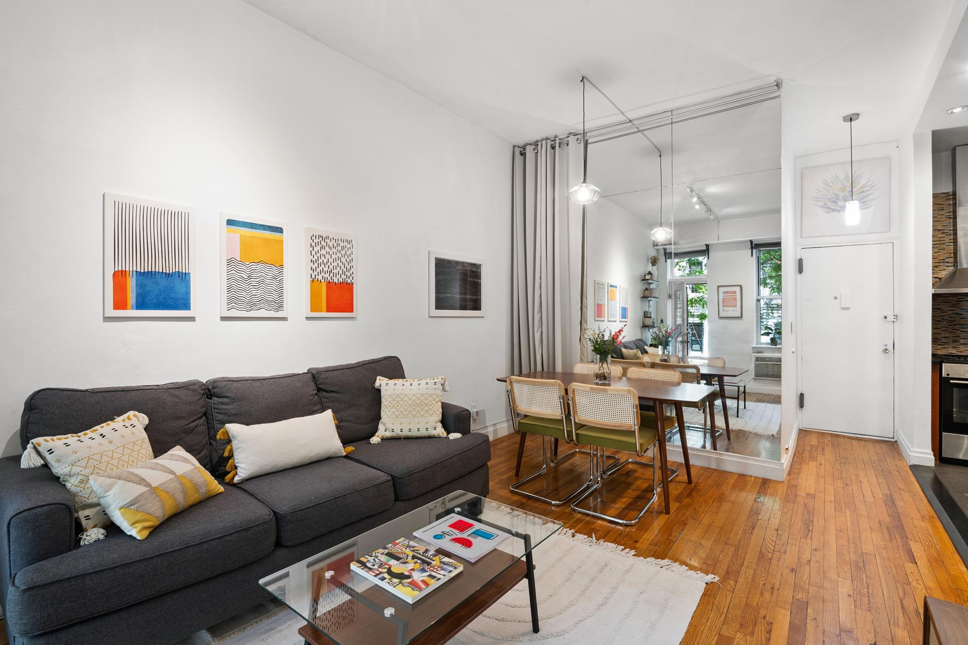 #15 photo, 321 E 89TH Street, Yorkville , NY 10128