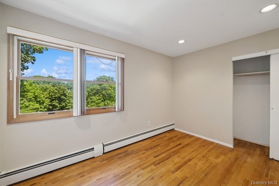 #14 photo, 8 Cedar Place, Kings Park , NY 11754