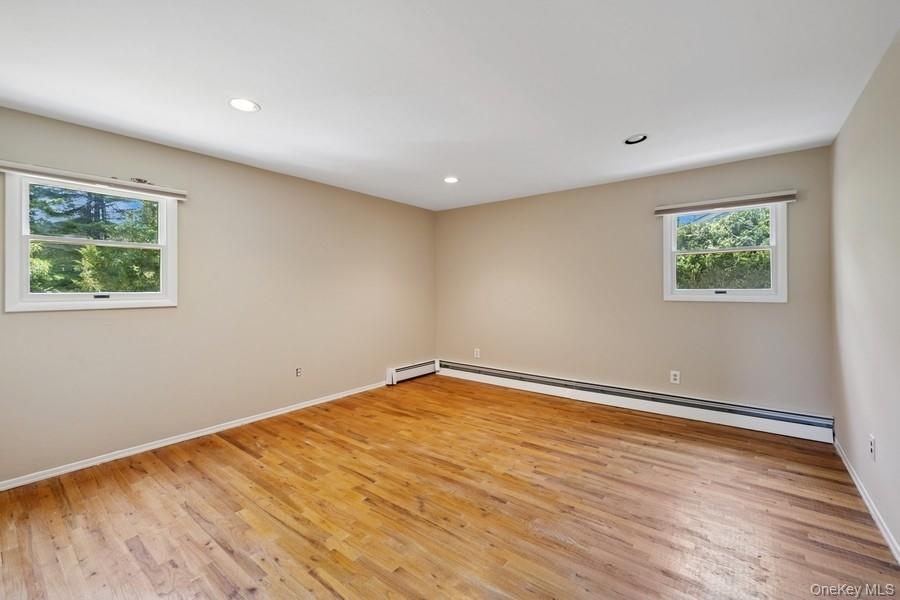 #16 photo, 8 Cedar Place, Kings Park , NY 11754