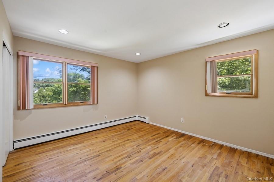 #18 photo, 8 Cedar Place, Kings Park , NY 11754