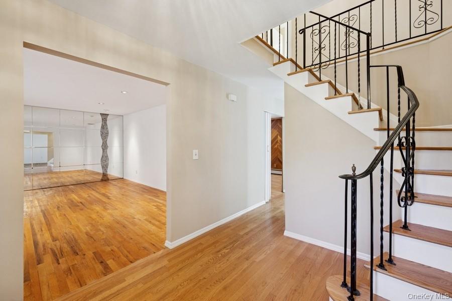 #3 photo, 8 Cedar Place, Kings Park , NY 11754