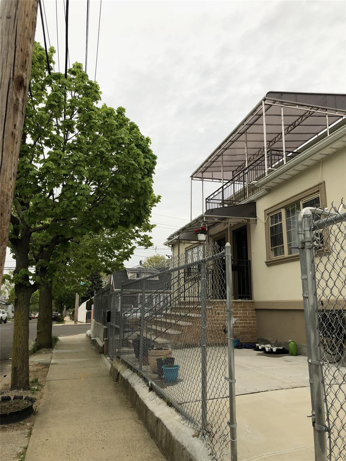 #1 photo, 12002 153rd Street, クイーンズ区 Jamaica , NY 11434