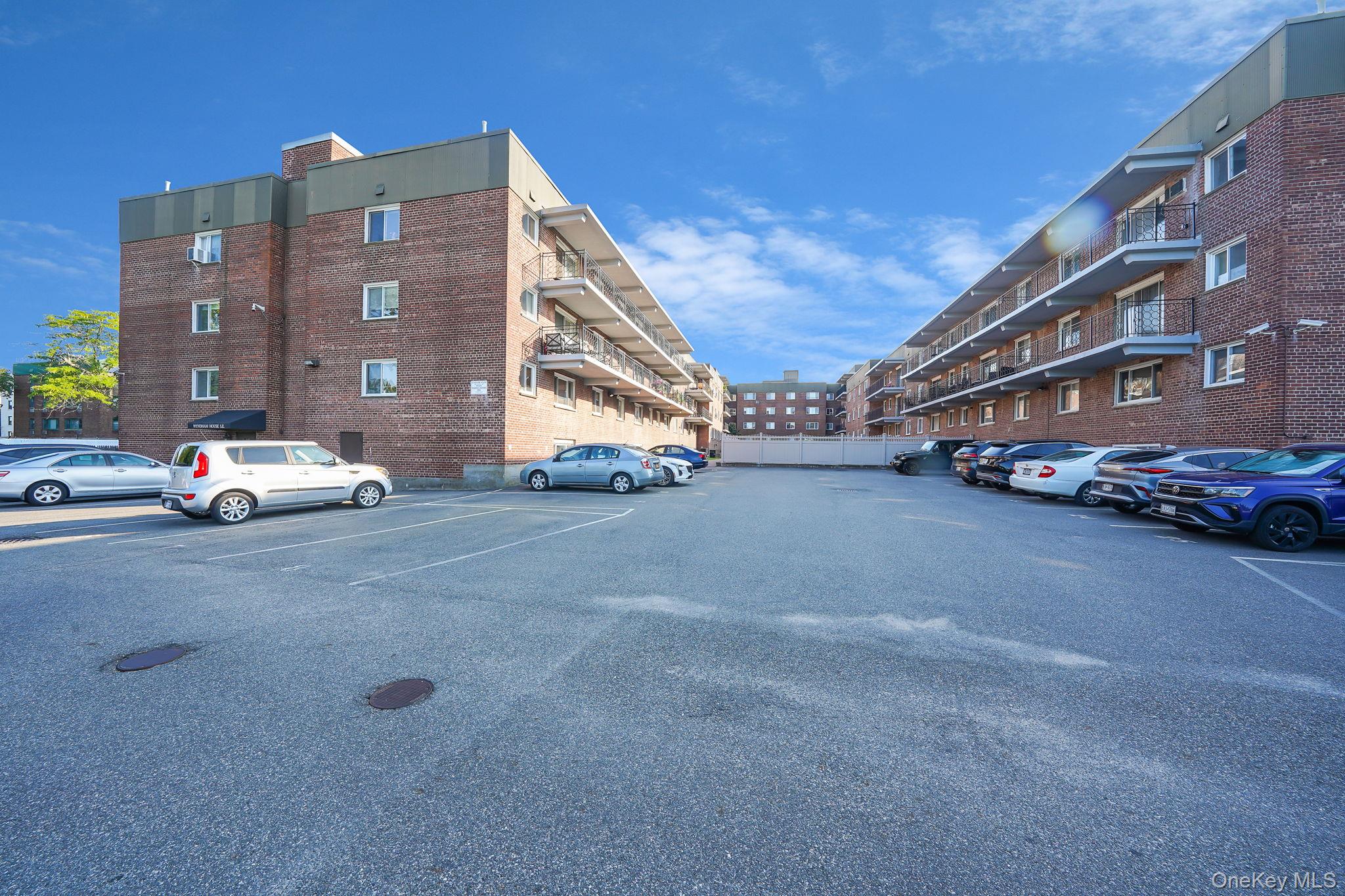 #12 photo, 200 Atlantic Avenue, ナッソー郡 Lynbrook , NY 11563